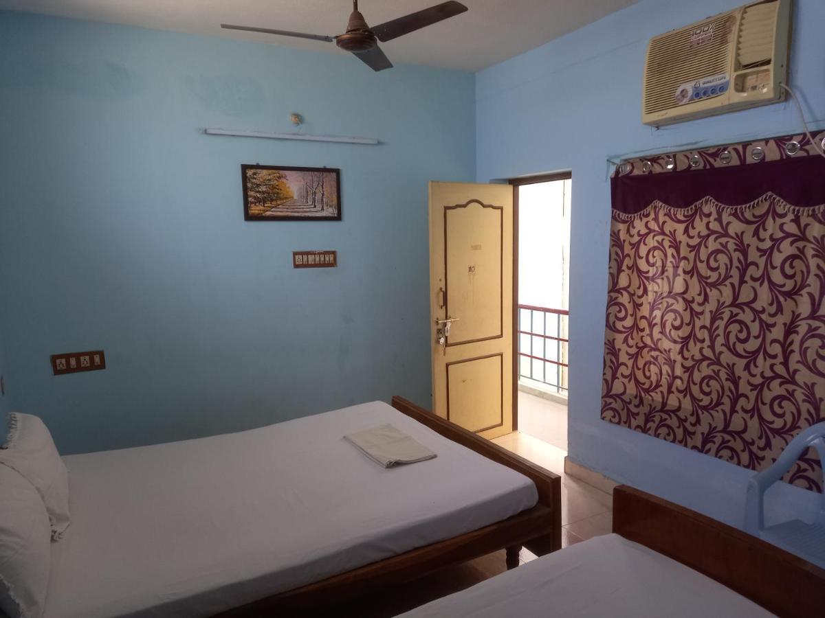 Parisha Residency- Temple Side Hotel Chidambaram Εξωτερικό φωτογραφία