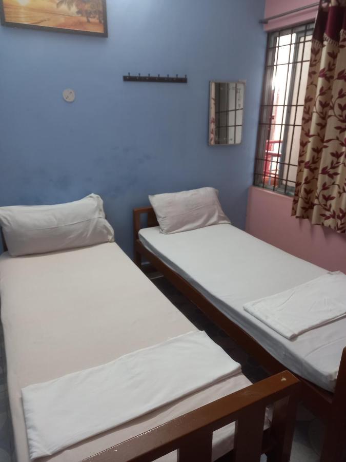 Parisha Residency- Temple Side Hotel Chidambaram Εξωτερικό φωτογραφία