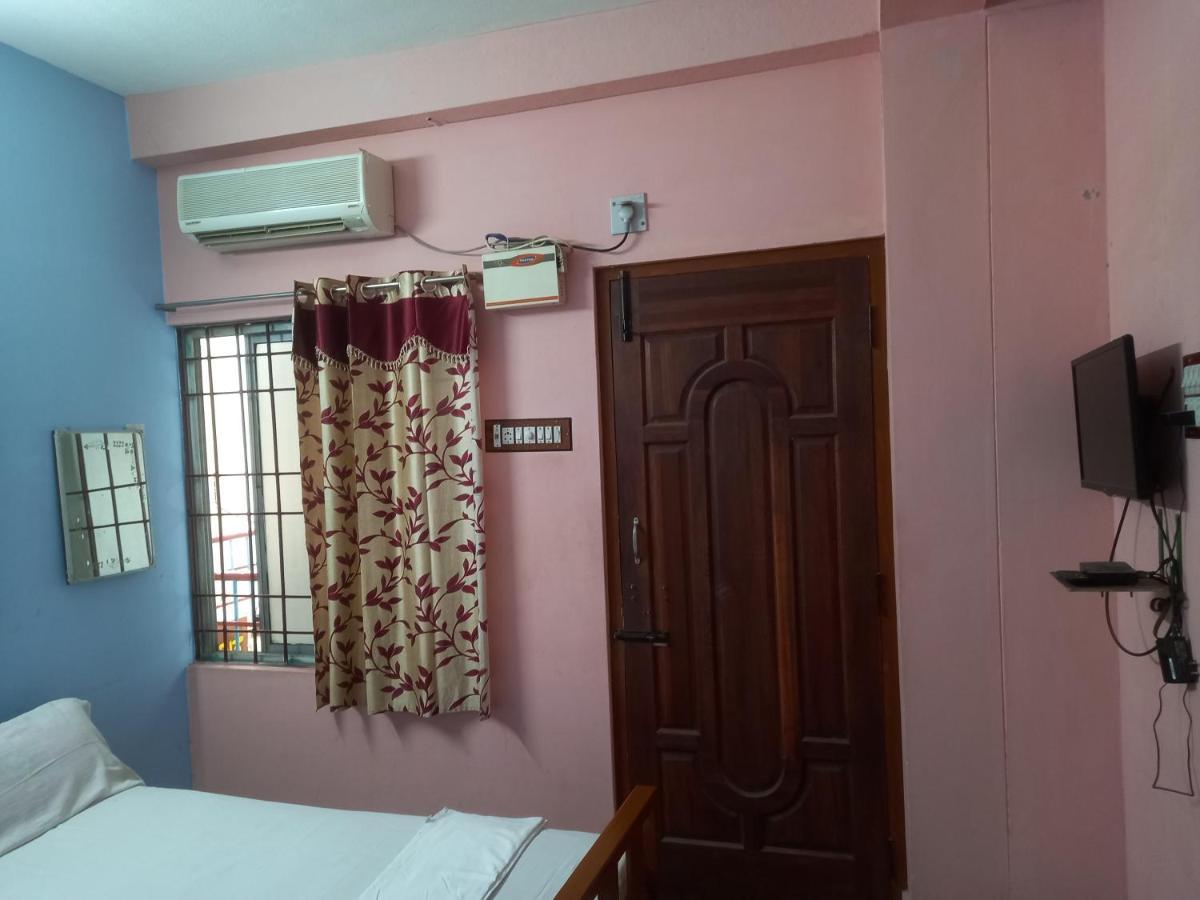 Parisha Residency- Temple Side Hotel Chidambaram Εξωτερικό φωτογραφία