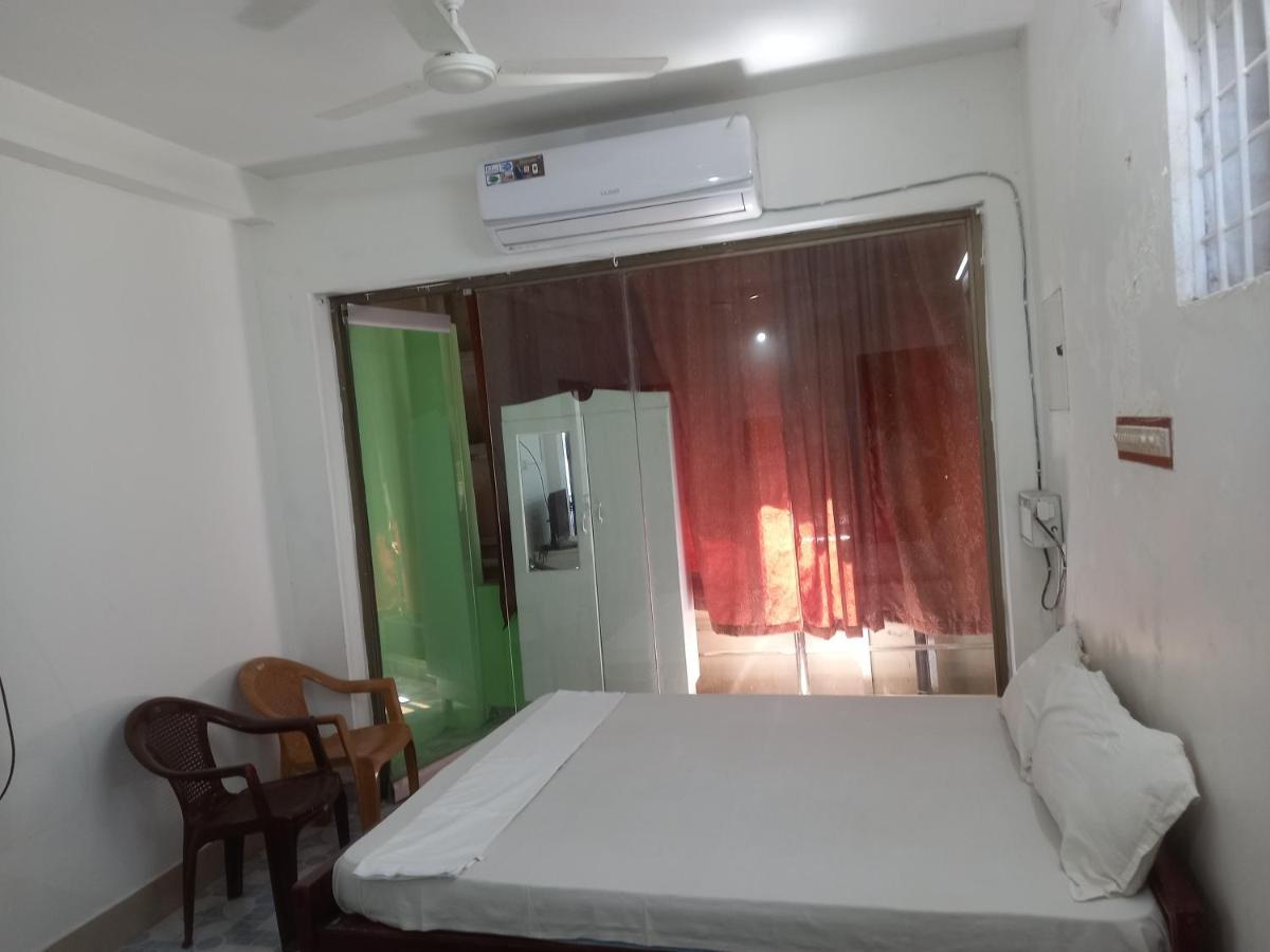 Parisha Residency- Temple Side Hotel Chidambaram Εξωτερικό φωτογραφία
