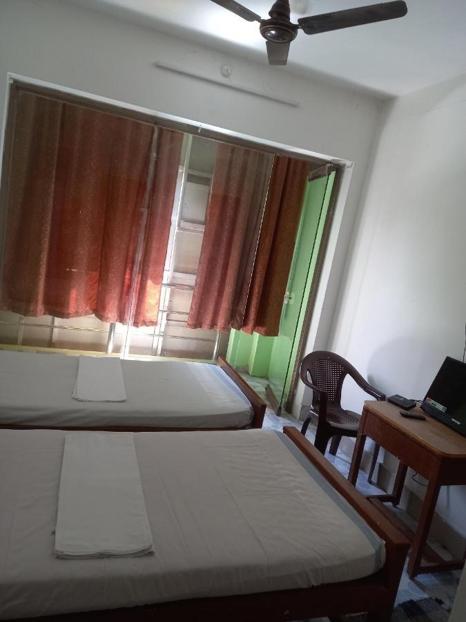 Parisha Residency- Temple Side Hotel Chidambaram Εξωτερικό φωτογραφία