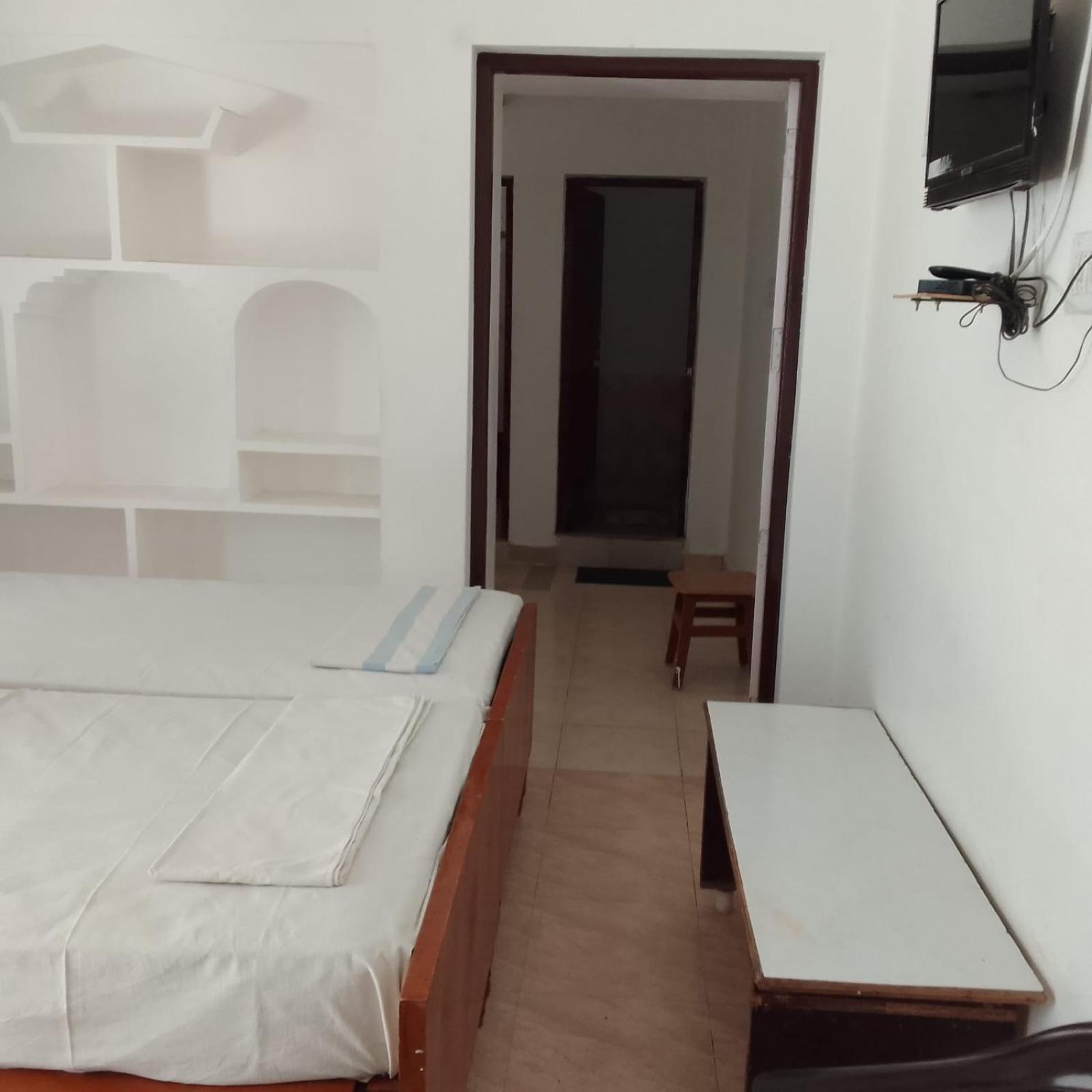 Parisha Residency- Temple Side Hotel Chidambaram Εξωτερικό φωτογραφία