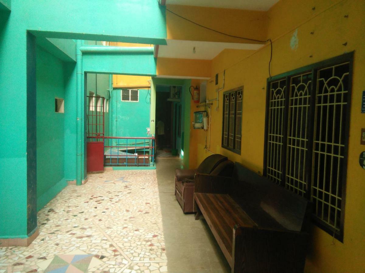 Parisha Residency- Temple Side Hotel Chidambaram Εξωτερικό φωτογραφία